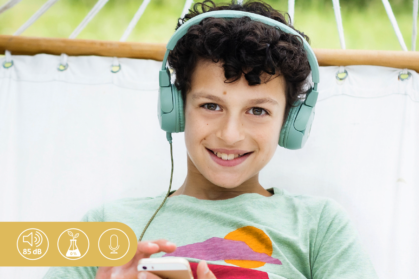 Boy wearing The Elephant headphones